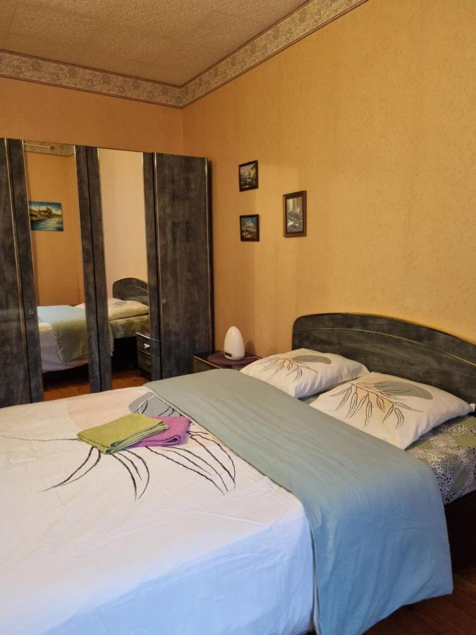 Gordana Hotel Reims Buitenkant foto